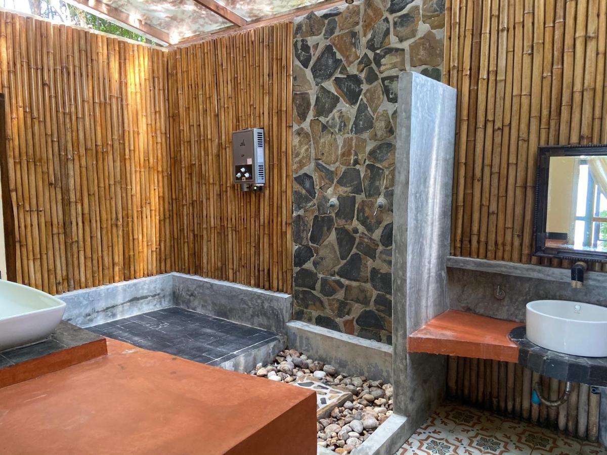 Heaven Beach Resort & Art Koh Phayam Dış mekan fotoğraf